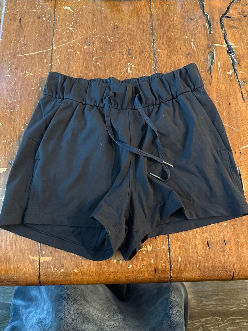 Lulu Lemon Black Women's Active Lounge Shorts